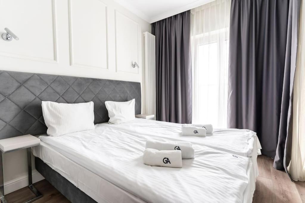 Chic & Luxury Apartment By Mennica Residence วอร์ซอ ภายนอก รูปภาพ
